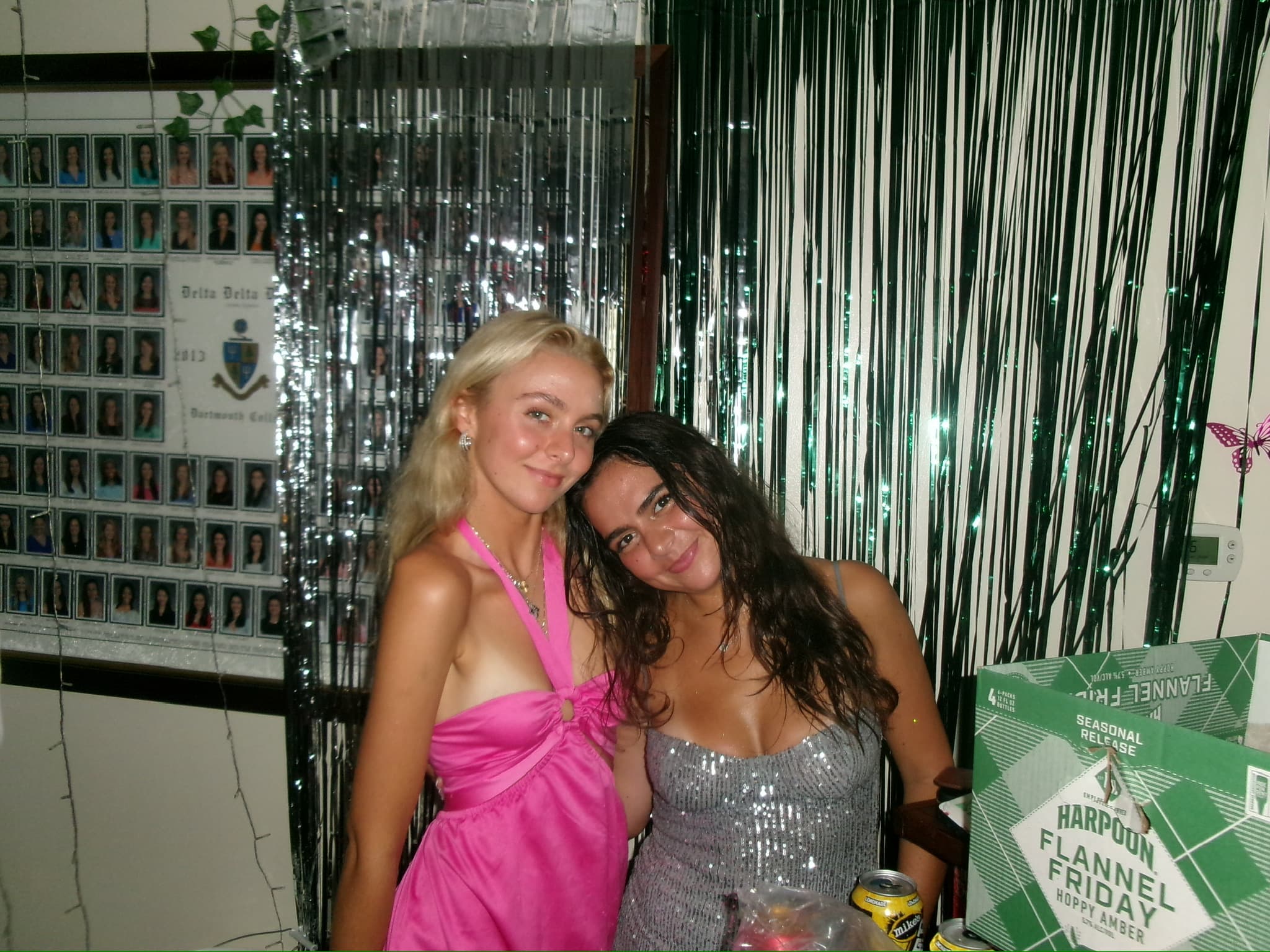 Two sisters posing together at Rendezbrews